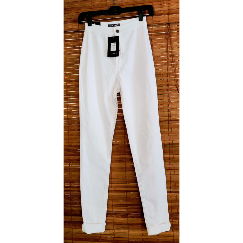 NWT Fashion Nova Jeans